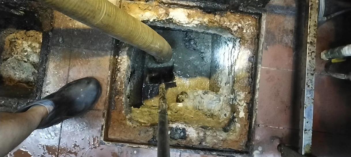 茂县污水池清理一般都有毒气，怎么预防中毒呢？